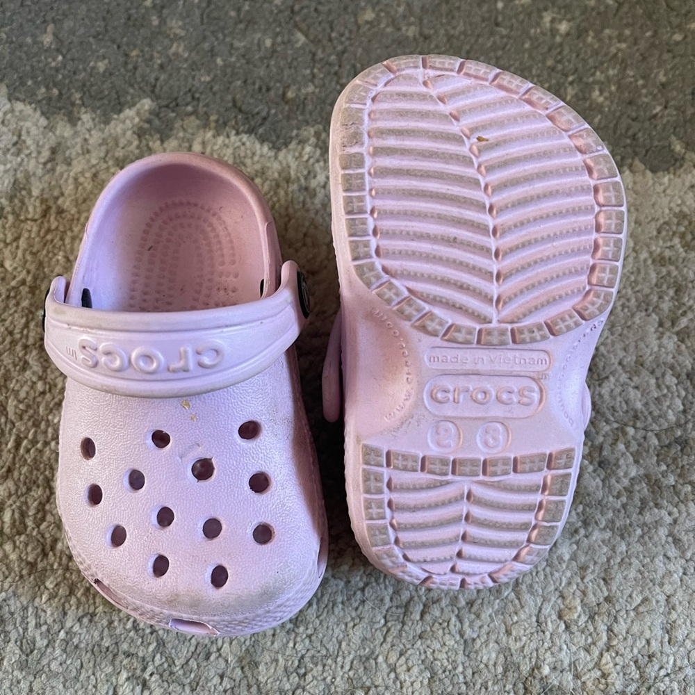 CROCS Kids Sandals - Soft Lavender size 2/3